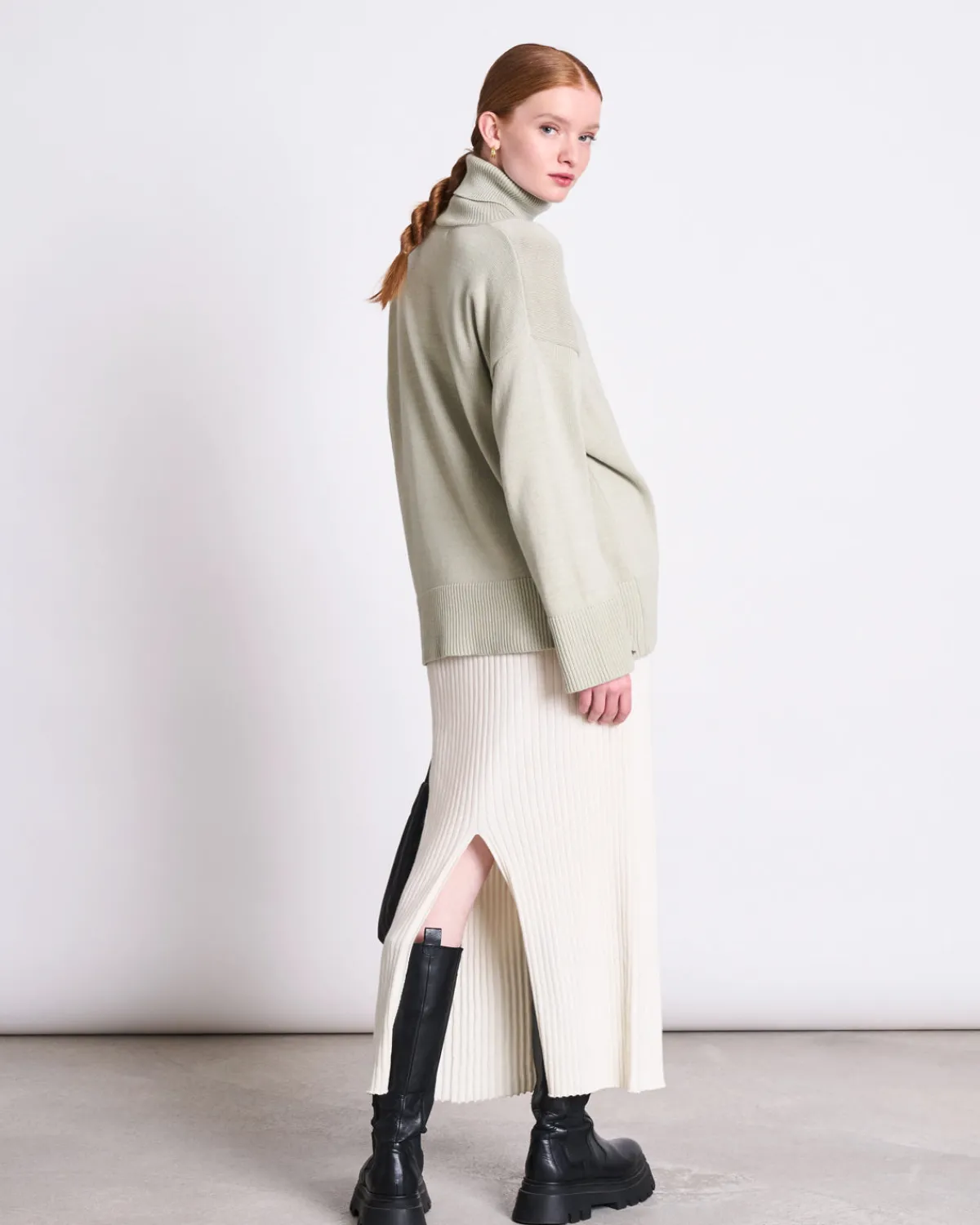 Fashion JAN 'N JUNE TURTLENECK MUA VINTAGE LACE GOTS